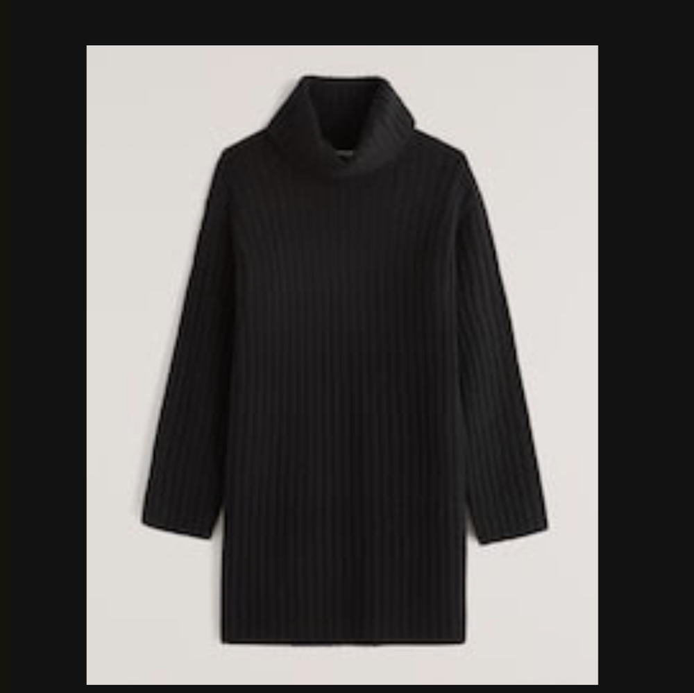 Abercrombie and Fitch XL Black Easy fitting turtleneck sweater dress
Worn once
